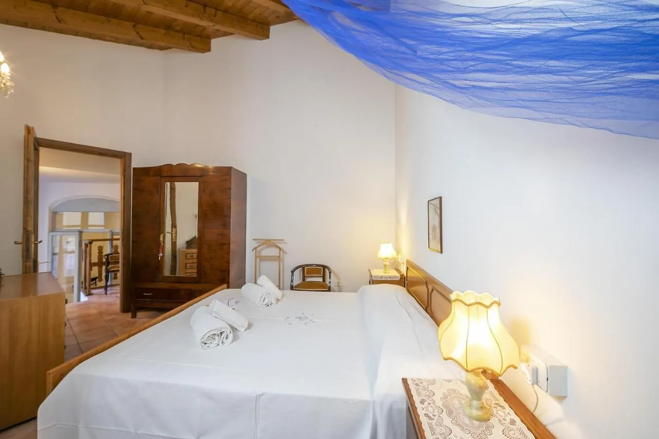 Sergio Il Gufo Toscolano-Maderno Apartment